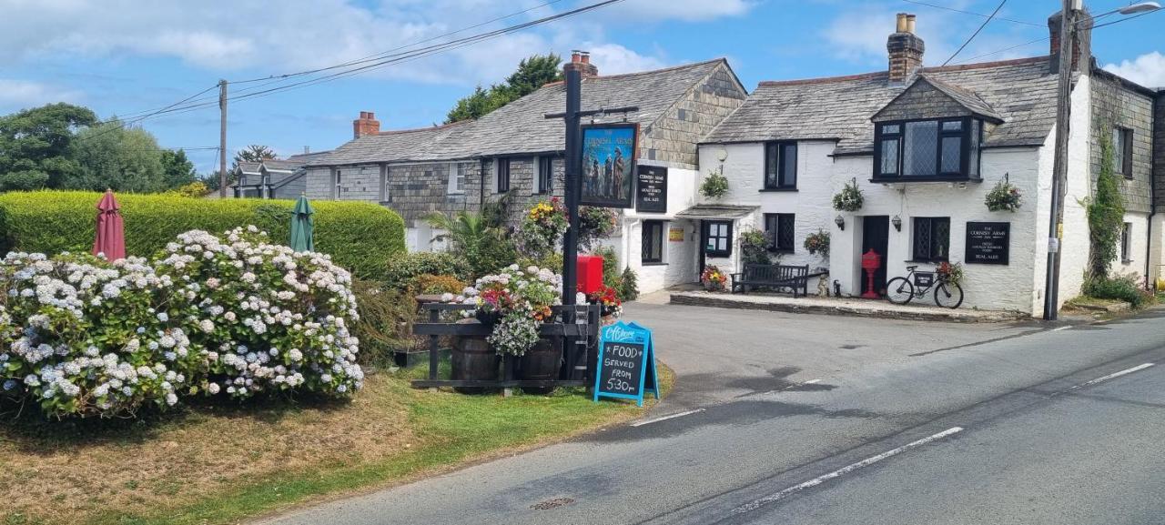 Cornish Arms Inn Port Isaac 2 Miles Pendoggett ภายนอก รูปภาพ