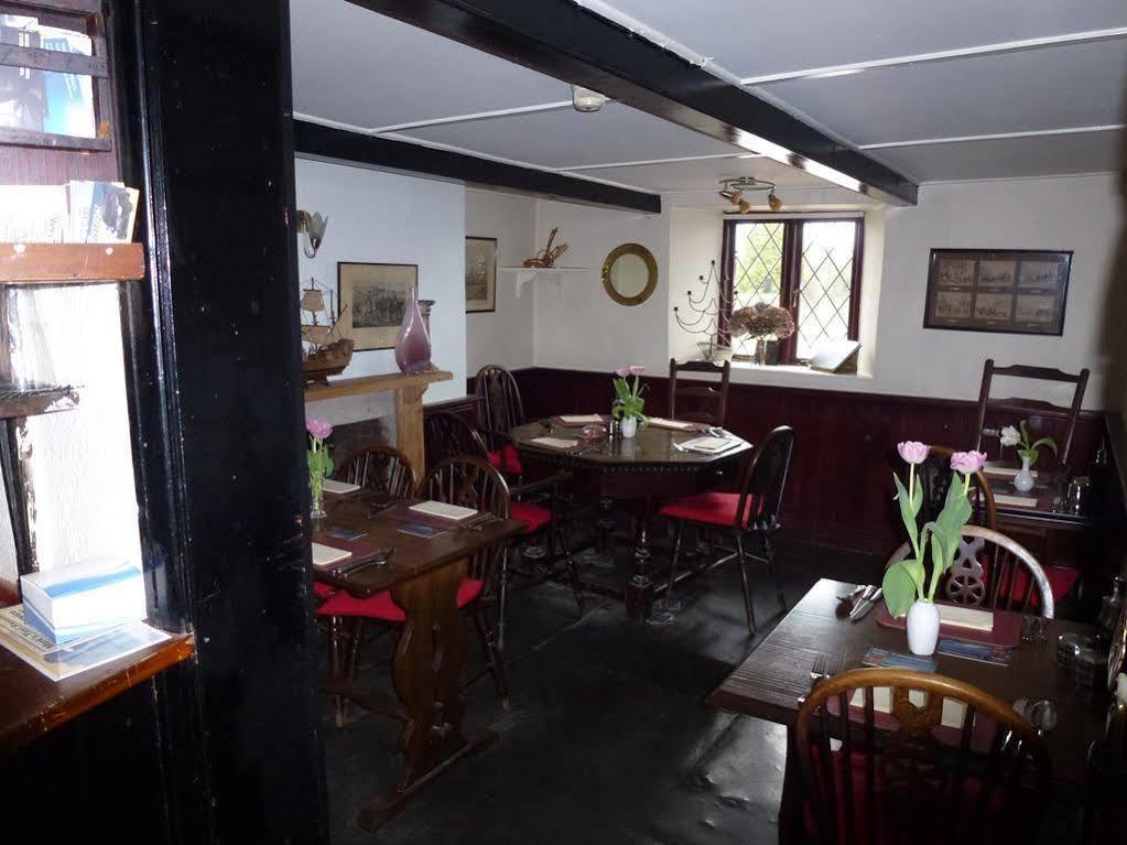 Cornish Arms Inn Port Isaac 2 Miles Pendoggett ภายนอก รูปภาพ